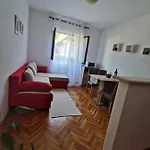 Ljiljana Apartment *