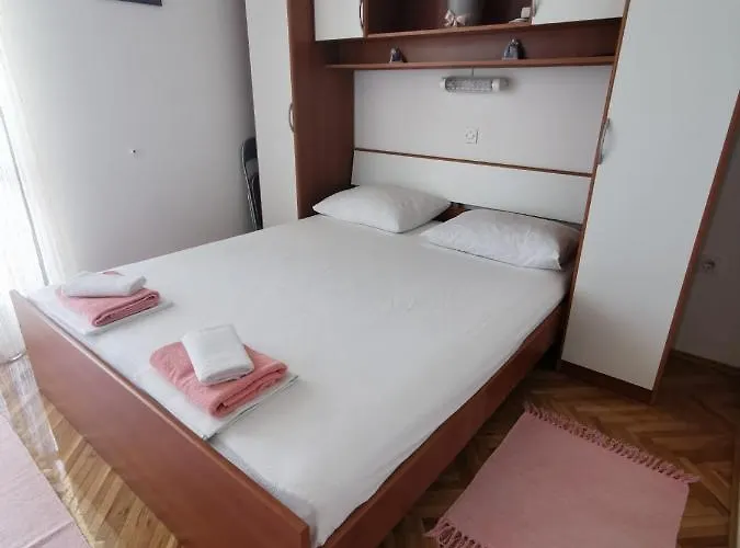 Ljiljana 公寓 克勒克